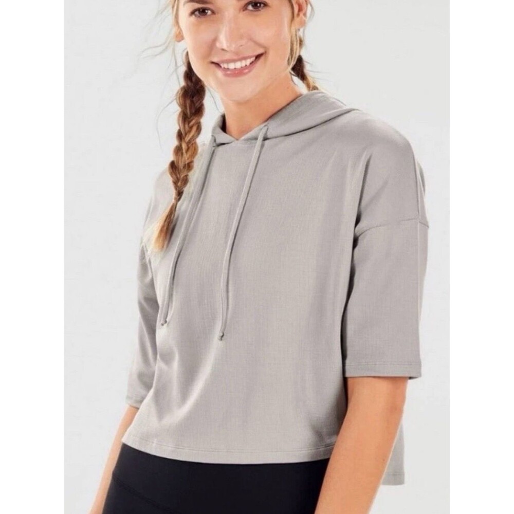 Women’s Fabletics gray Ashley short sleeve hooded pullover style# SS2039937